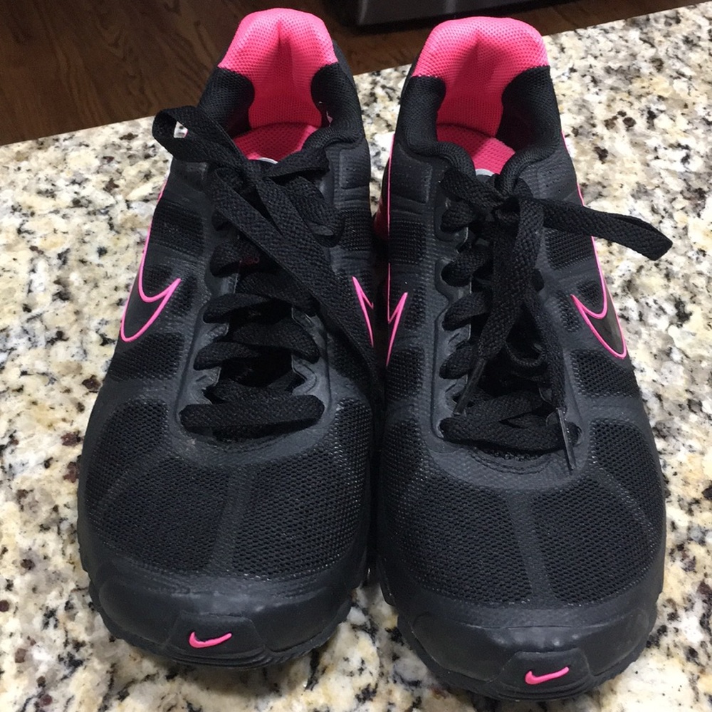 Women’s Nike shoes